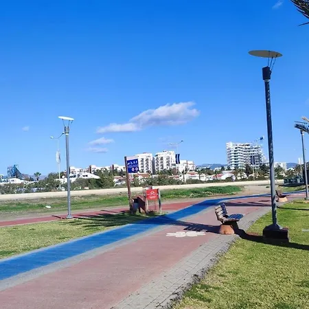 Poseidon With A Sea View In Long A110 Апартаменты *