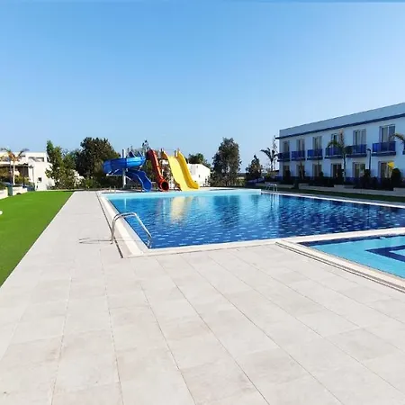 Royal Life Poseidon A With A Sea View In Long Apartment