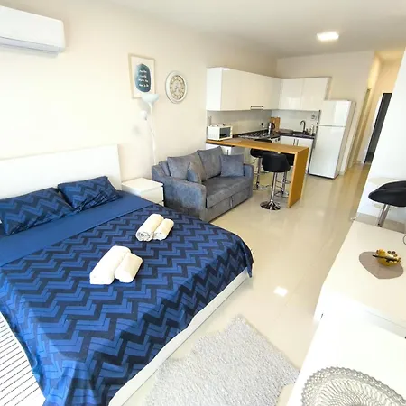 Apartment Cozy Sea View In Caesar R-67